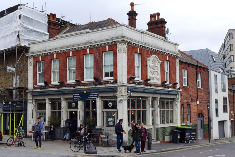 24563446924 dc979e9e83 k 768x512